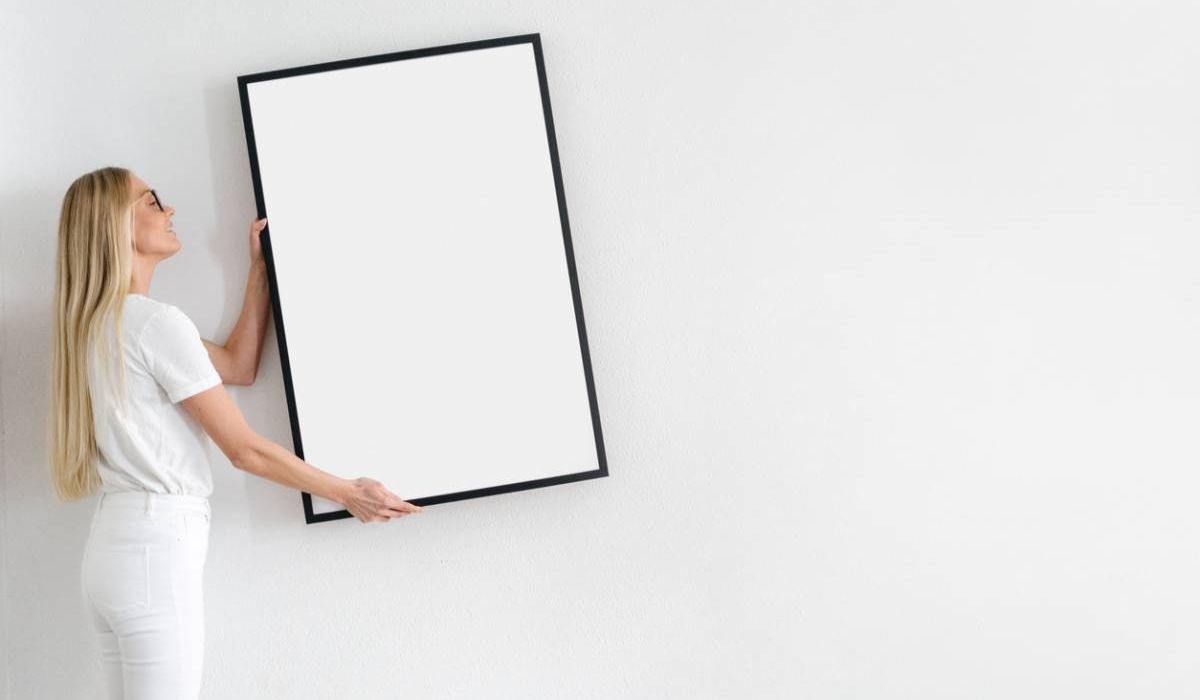 Comment accrocher tes tableaux sans percer ?
