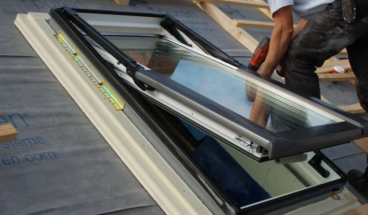 Velux 114×118 : quelle fenêtre correspond à cette dimension ?